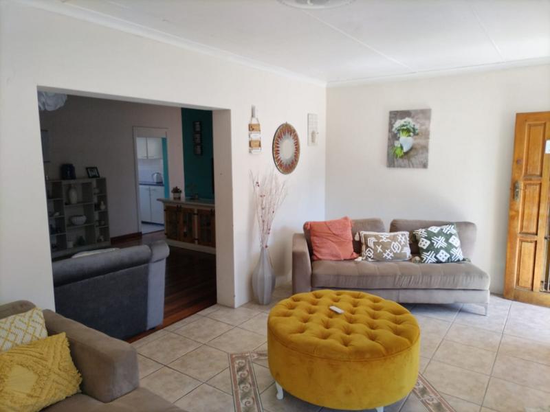 6 Bedroom Property for Sale in Amalinda Eastern Cape